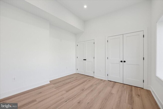 Building Photo - 808 N 3rd St