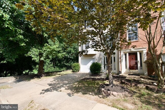 Building Photo - 8393 Jovin Cir