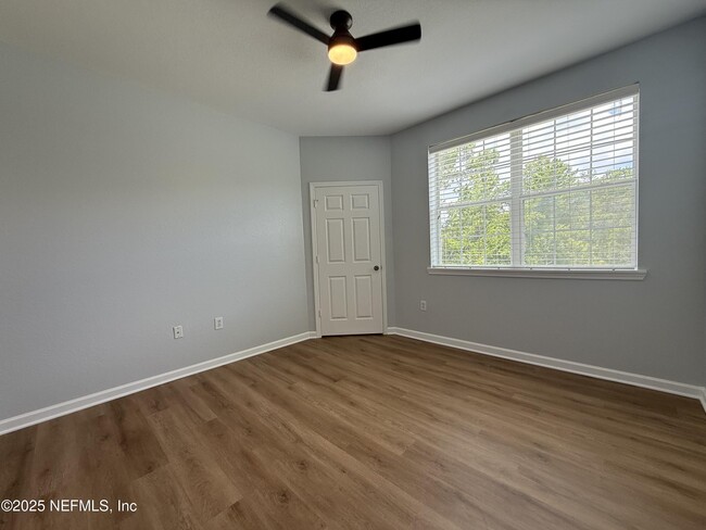 Building Photo - 440 S Villa San Marco Dr