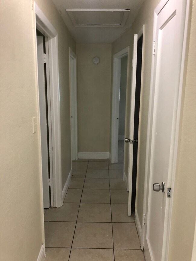 Building Photo - Large 3-2 with impact windows