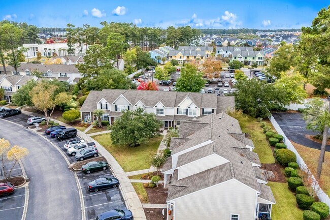 Building Photo - 3574 Evergreen Way