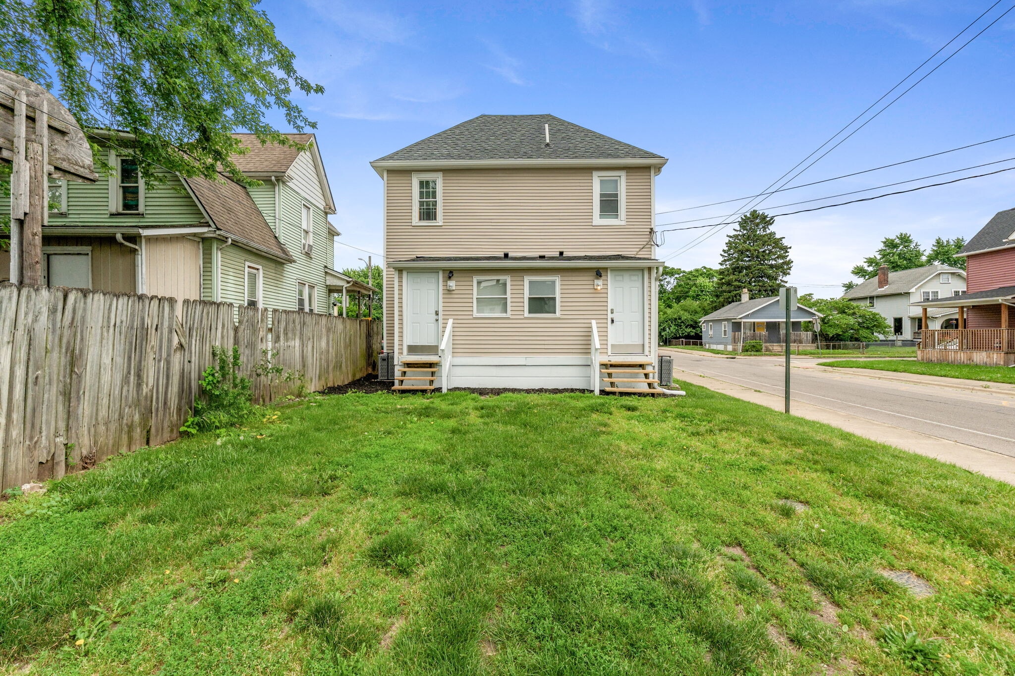 Building Photo - 837 Campbell Ave