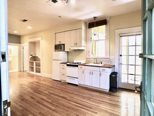 View upon entry - 1528 Fulton Street