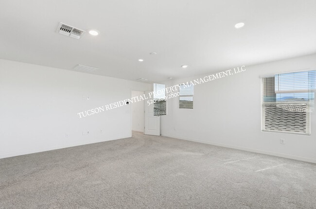 Building Photo - 7842 S New Strike Way