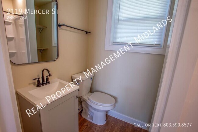 Building Photo - 2119 Mercer St