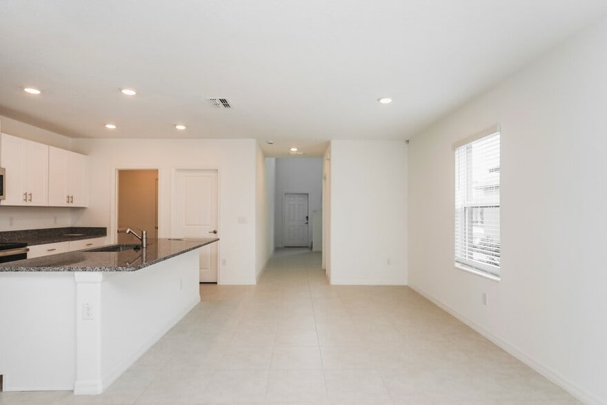 Building Photo - 17954 Blissful Stars Dr