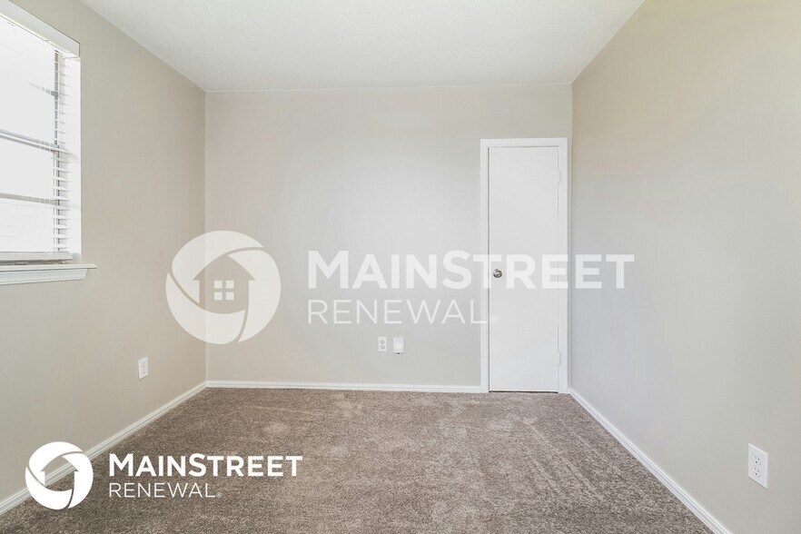 Building Photo - 3709 Chetwood Dr