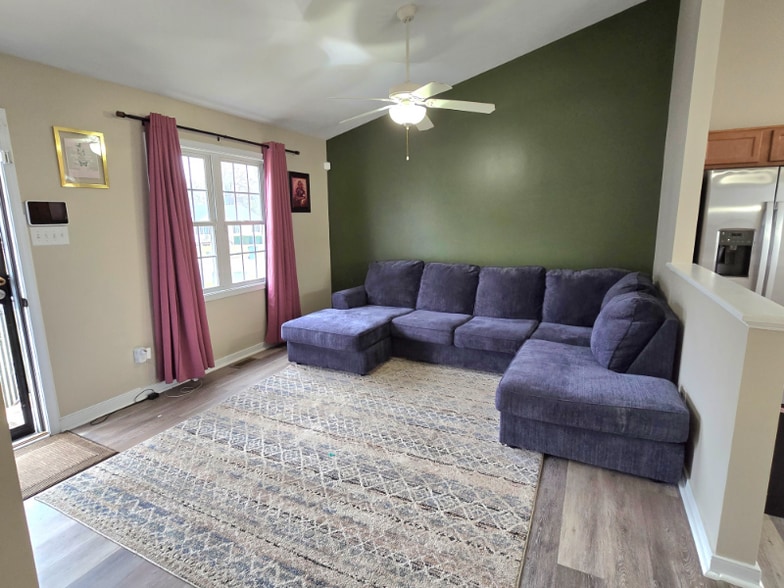 Building Photo - 4612 Raspberry Patch Ln