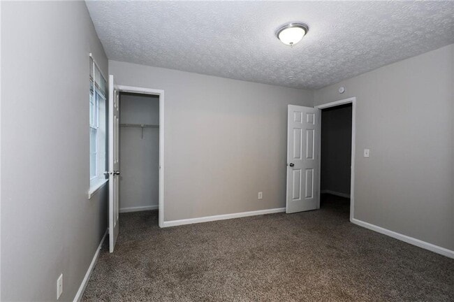 Building Photo - 7215 Crestside Dr