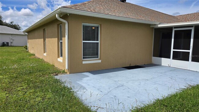 Building Photo - 608 Hatchwood Dr