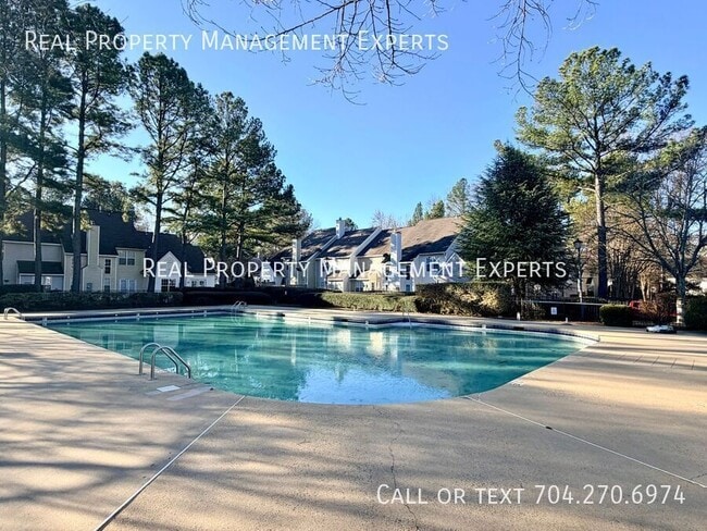 Building Photo - 5908 Moose Ln