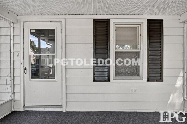 Building Photo - 1638 Gould Rd