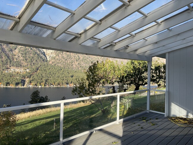 Building Photo - 1983 Summit Blvd