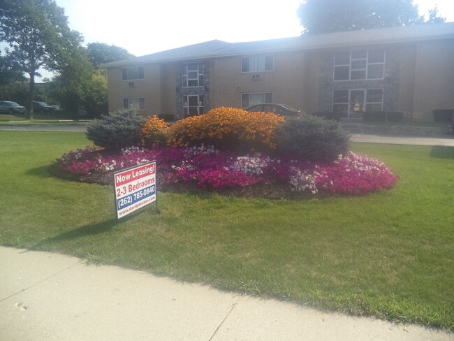 Rivercourt Apartments 5100 5114 N Lovers Lane Rd Milwaukee WI 53225 Rivercourt Apartments 5100 5114 N Lovers Lane Rd Milwaukee WI 53225