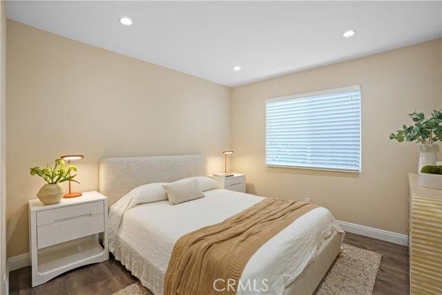 Building Photo - 854 Rim Crest Dr