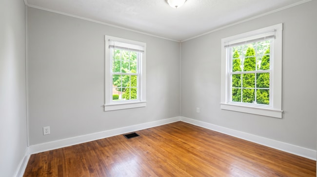 Building Photo - Affordable 2 Bedroom Home in Convenient Lenoir Location