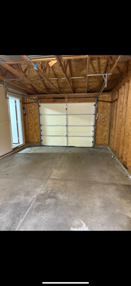 Building Photo - W6527 Woodhaven Cir