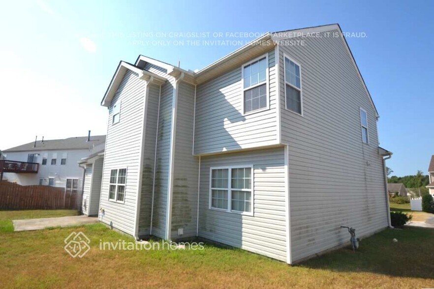 Building Photo - 4729 Alenja Ln
