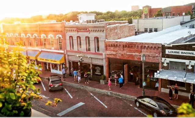 Building Photo - 1700 Millsap Ln