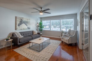 Interior Photo - Village South Apartments