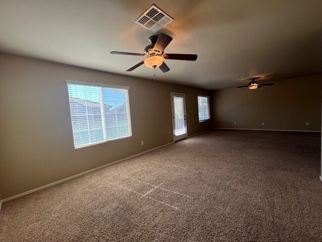 Building Photo - 3871 E Edna Dr