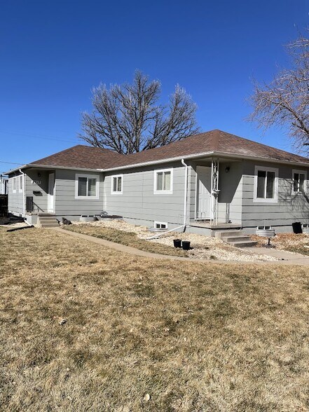 Building Photo - 2417 S Marion St