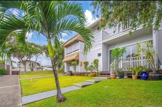 Building Photo - Beautiful Updated 3BR Unit!!