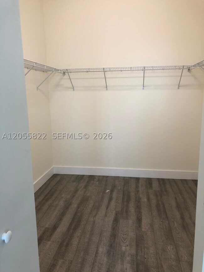 Building Photo - 10309 NW 66th St