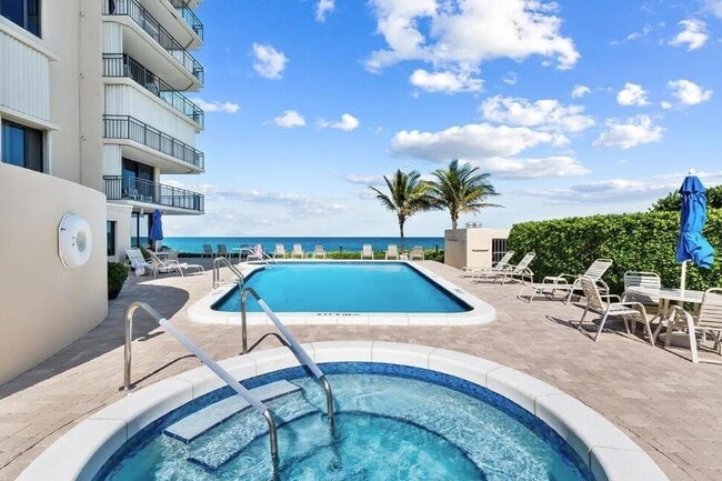 Building Photo - 3009 S Ocean Blvd