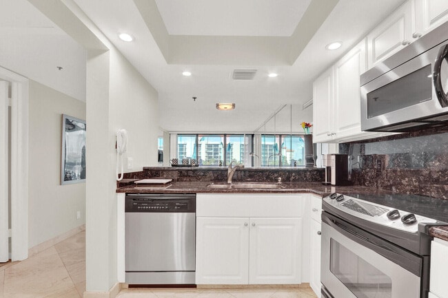 Building Photo - 2687 N Ocean Blvd