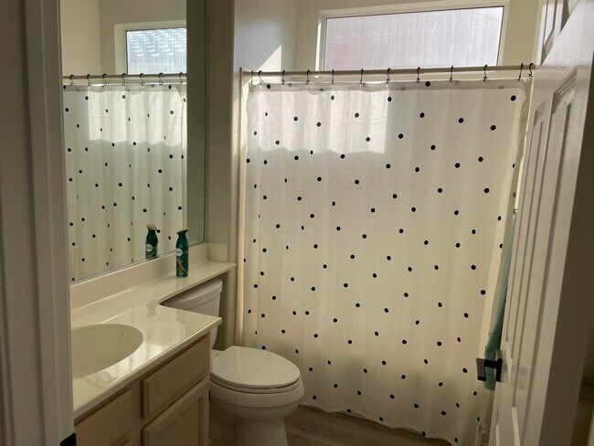 Building Photo - 78232 Silver Sage Dr