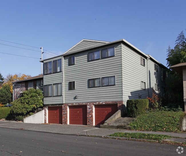 Building Photo - The Tiburon