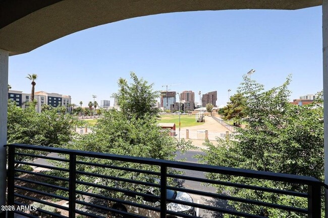 Building Photo - 475 N 9th St