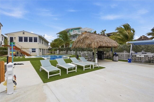 Building Photo - 235 Tavernier Dr