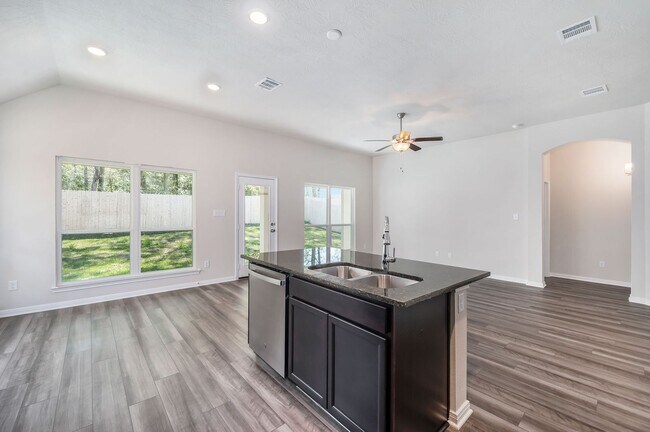 Building Photo - 4 Bedroom- Like New Home in Sterling Ridge...