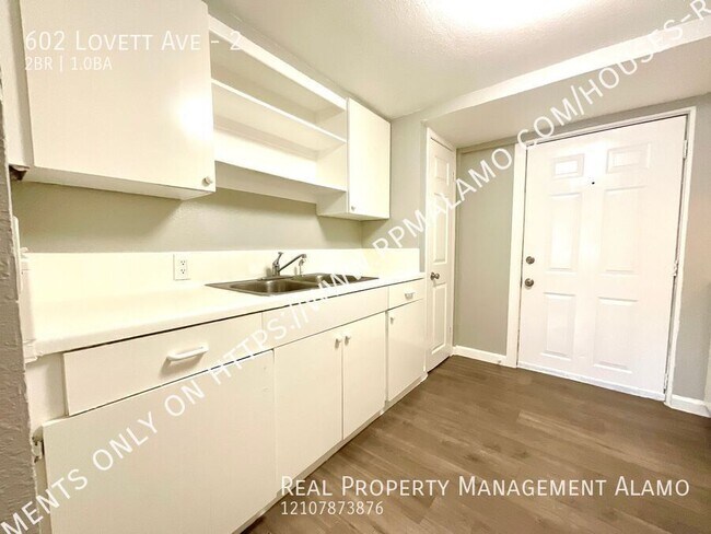 Building Photo - 602 Lovett Ave