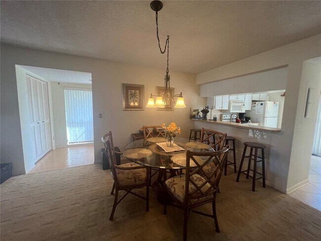 Building Photo - 338 Cerromar Way
