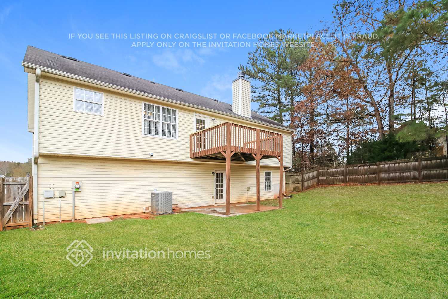 Building Photo - 300 Fieldstone Ln