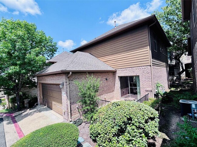 Building Photo - 11400 W Parmer Ln