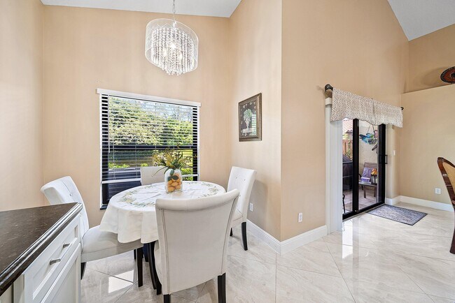 Building Photo - 13676 Cortez Dr