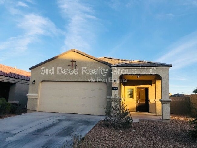 Building Photo - 29916 W Mulberry Dr