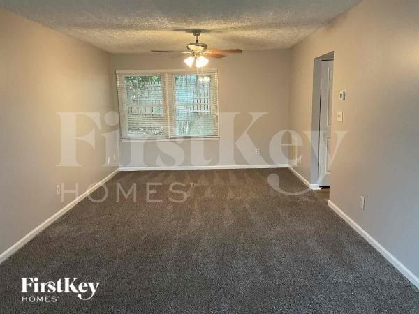 Building Photo - 3705 Birmi Dr