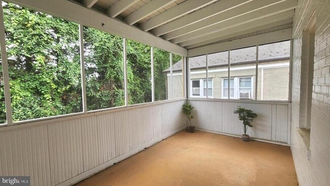 Building Photo - 4515 Avondale St