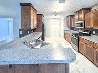 Building Photo - 2045 Parador Bend