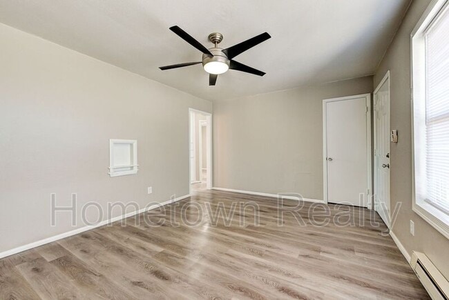 Building Photo - 1409 SE 41st St