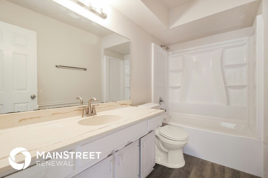 Building Photo - 1822 El Paso St