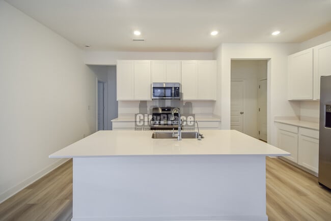 Building Photo - 7316 Sayers Rd