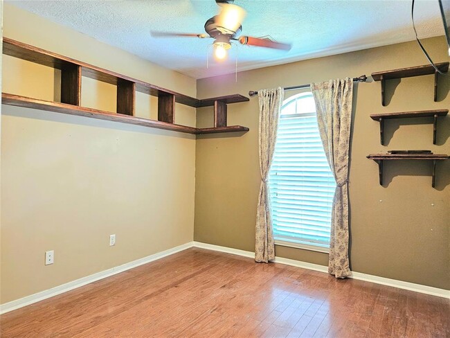 Building Photo - 4310 Morris Ct