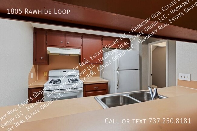 Building Photo - 1805 Rawhide Loop