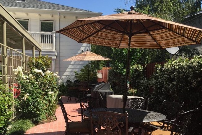 Patio w/BBQ - North - 1321 G St